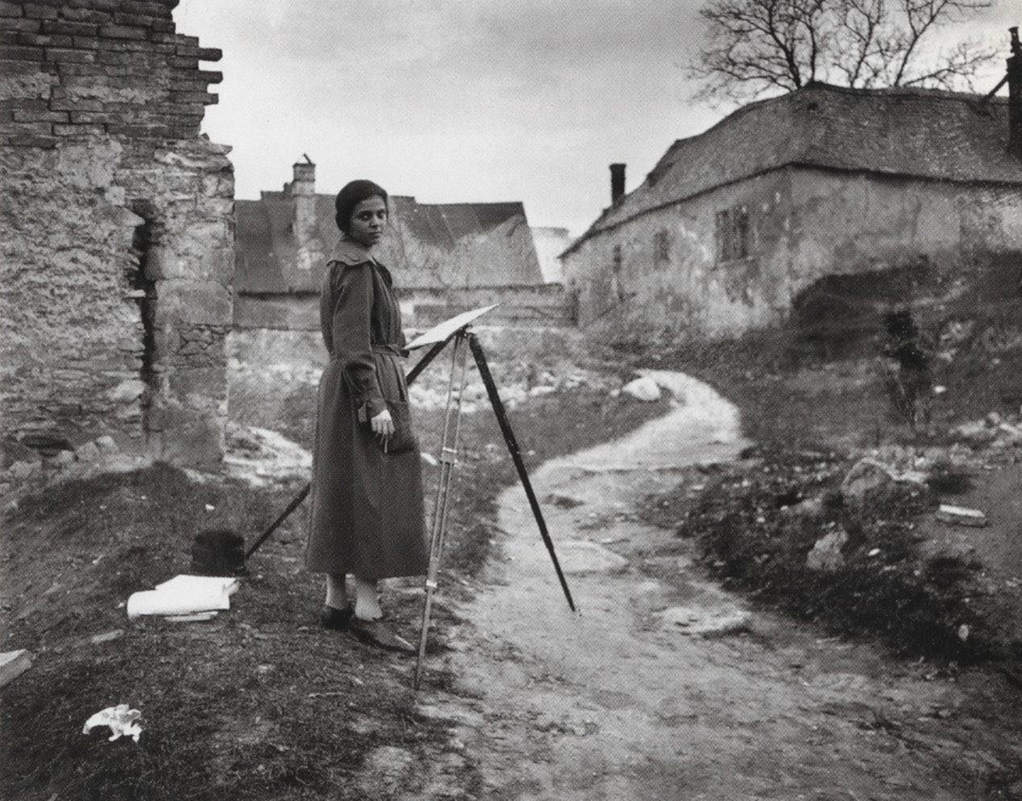 How many coats for a petit bourgeoise?