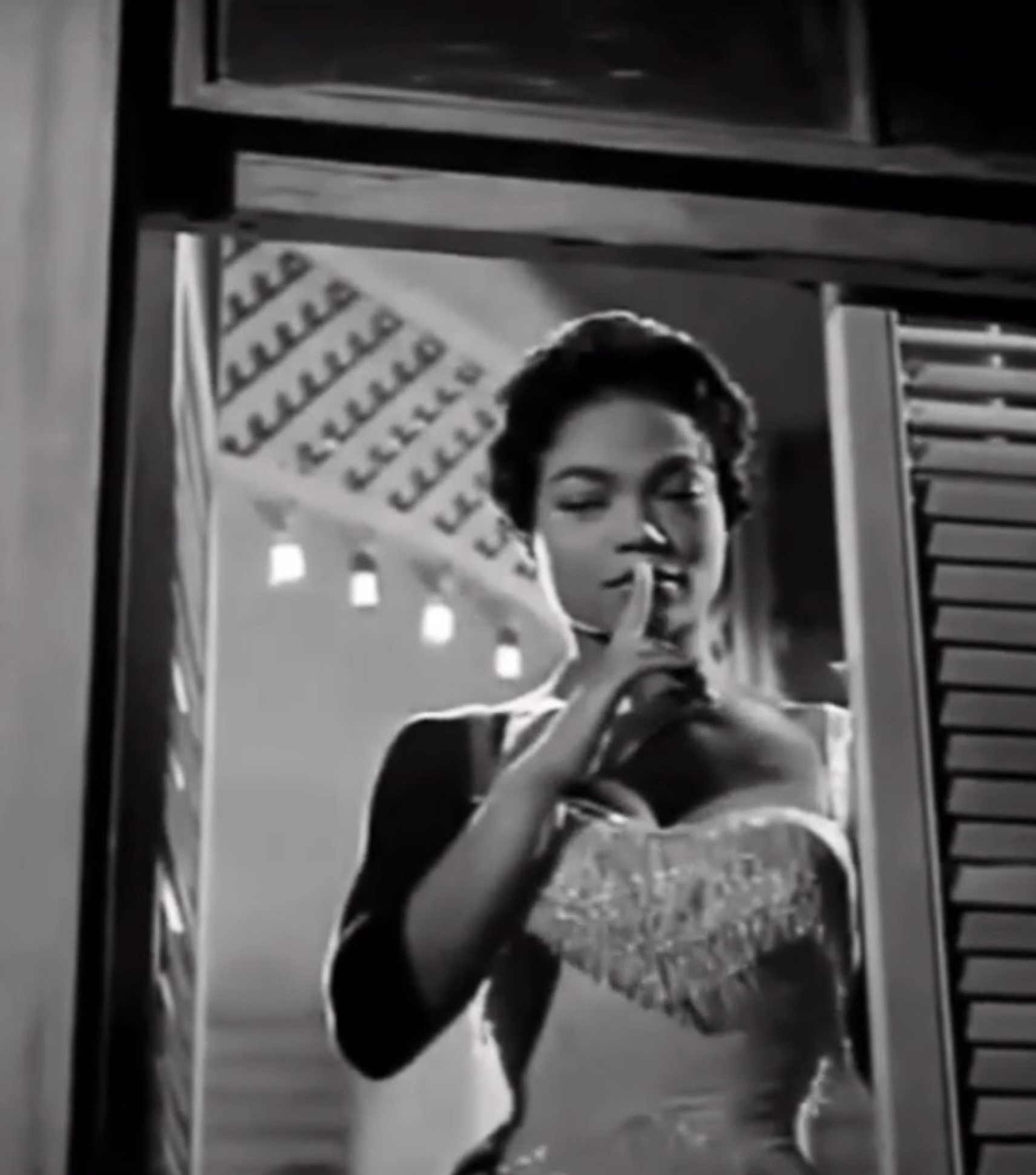 Ms. Kitt's Waist Secret